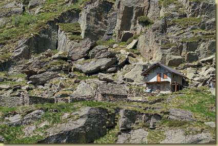 teleobiettivo sull'Alpe Crose...