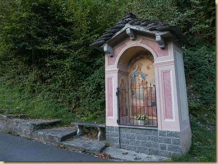 Cappella a Barzona...