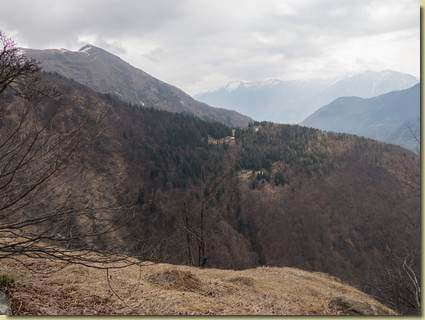 vista verso la dorsale dell'Alpe Cavallo...