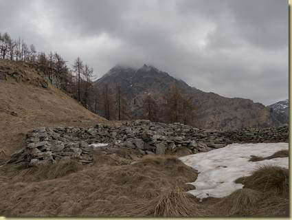 il primo rudere dell'Alpe Pena...