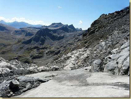 scendendo verso la conca di Curzalma