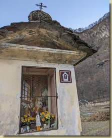 le piccole e interessanti Cappellette lungo il percorso...