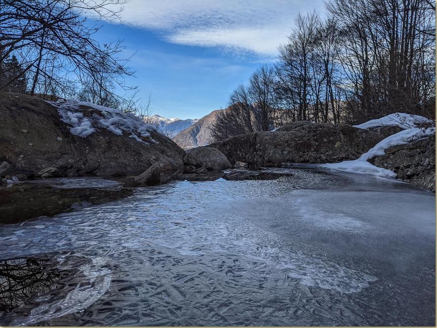 Rio dei Drosoni ghiacciato...