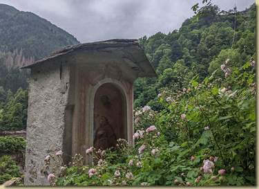 Cappella a Piaggiogna inferiore...