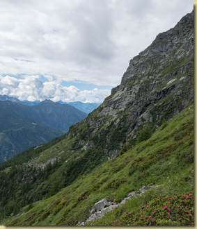 il versante est del Monte Gorio...
