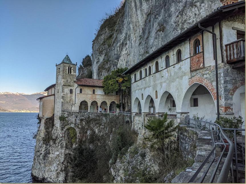 Santa Caterina del Sasso...