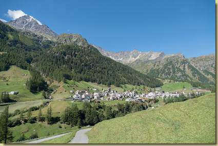 sui prati di Simplon Dorf...