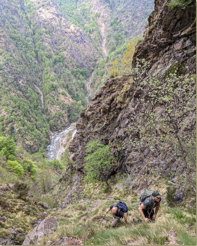 salendo il primo canalino...