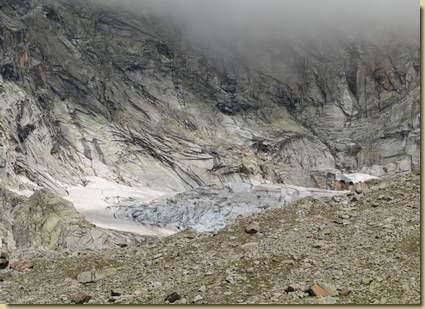 teleobiettivo sul piccolo Ghiacciaio dell'Andolla...