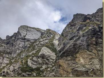 a sinistra, la cima del Corno d'Otro2...