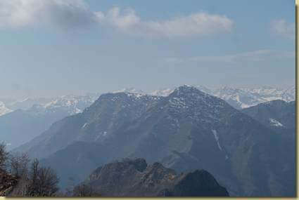 Lavaggio (a destra), e Sasso della Colma...