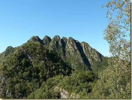 i Denti dalla Cima Scaletto - in prima piano la Spianata e il Dente Grosso (o Turlo)