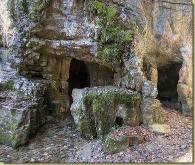 alle grotte di Ara...