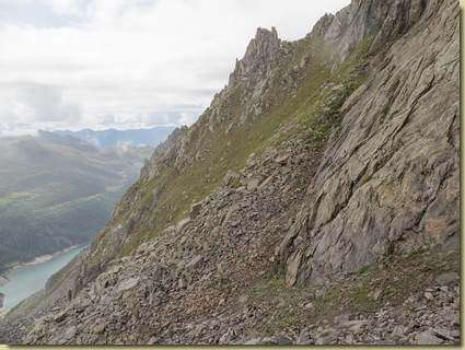 deviazione verso la selletta sulla cresta...