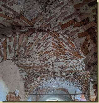 la particolare modalità costruttiva del soffitto...