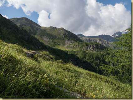 traversando il versante ovest della montagna...