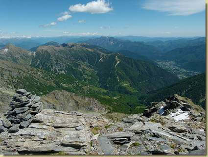 sullo sfondo il Gridone...