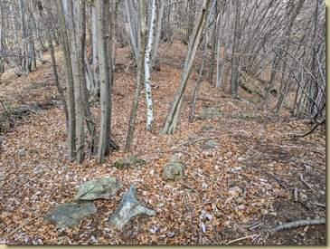 sedime di un possibile vecchio ricovero...