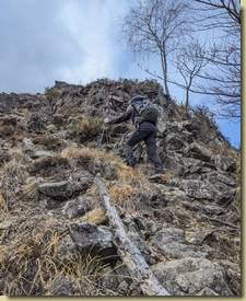 verso la prima sommità...