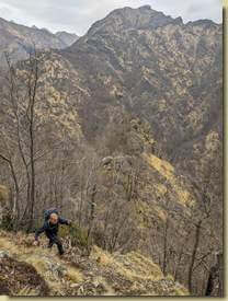 salendo alla cima principale...