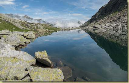 il bel Lago di Pozzuoli superiore sud...