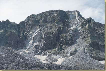 la montagna perde i pezzi...