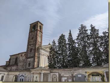 la Chiesa di Santa Maria in Bovagliano presso il cimitero...