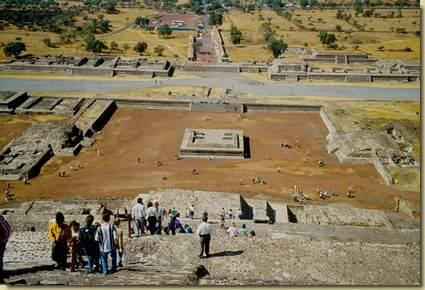  Teotihuacan - vista dalla Piramide...