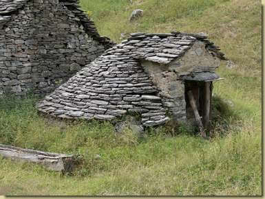 interessante baitello all'Alpe Wolf...