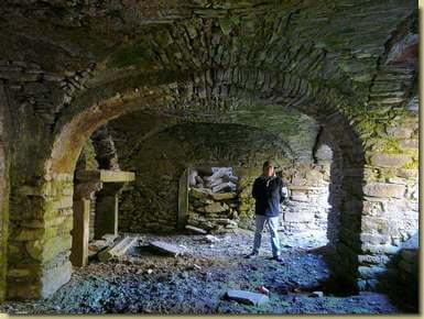 Giulio nel salone...