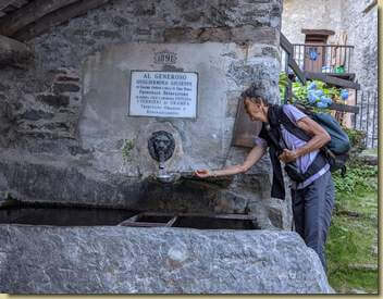 "utile e decorosa fontana"...