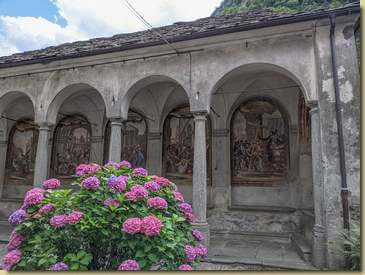 la Via Crucis, opera di Lorenzo Peracino nel 1774...