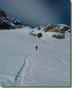 sullo sfondo la cima del Dosso...