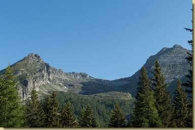 vista dal parcheggio...