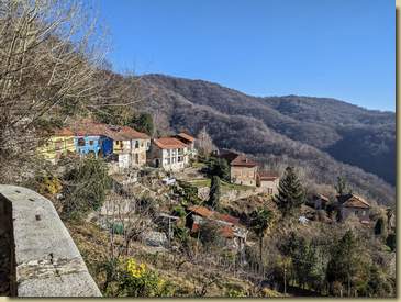 il paese...