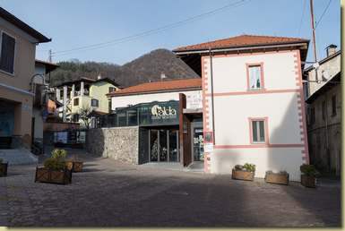 sosta al Circolo...