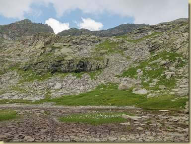 sui pianori sotto il Bivacco Lam&egrave;...