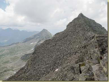 il versante nord-ovest del Pizzo San Martino...