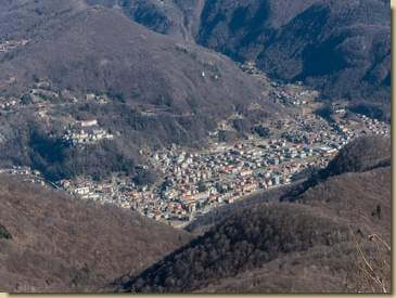 teleobiettivo su Varallo...