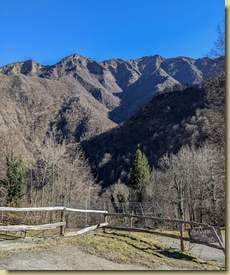 in alto, la cresta visitata...