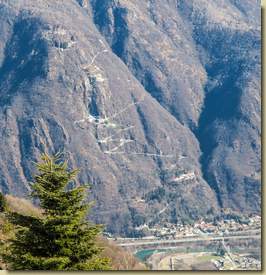 il versante della Cava di Marmo sopra Candoglia...