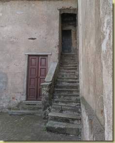 ingresso al campanile...