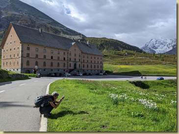 presso l'Ospizio del Sempione...