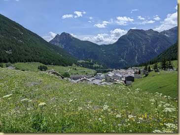 scendendo a Simplon Dorf...