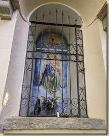 la prima delle varie Cappelle lungo il percorso...