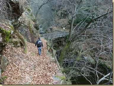 verso il Ponte  du Geu...