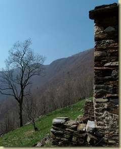 ad Arnasc, in alto I Tre Confini...